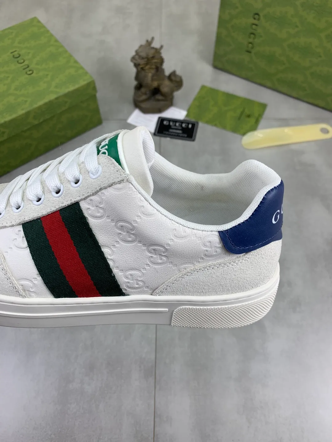 Men's men's shoes 💰P380💰【New model】🆘 The latest model from Gucci official website🎁Classic casual and fashionable men's shoes👟Best model💥The style is simple and elegant, exclusive for trendy men. Unique official website latest brand elements👑Gucci original decoration, fashionable and generous, the fabric is made of original soft calfskin➕Comfortable soft pigskin lining ✅The official website specifies wear-resistant rubber outsole_full of elasticity, classic model taken in real life🎬Color: 2️⃣colors available😍Number: 38-44